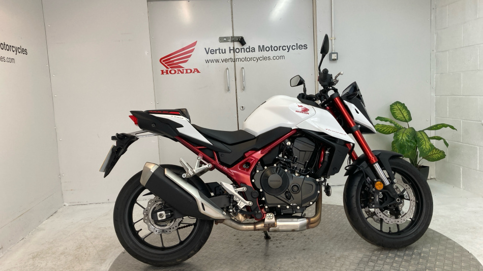 (23MY) Honda CB750 Hornet